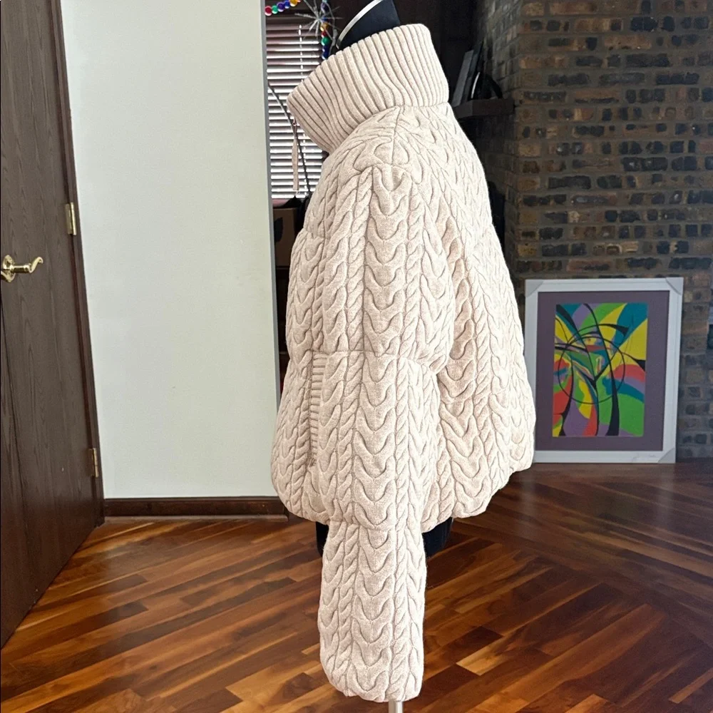 Varley Beige Cable Knit Puffer Jacket, size Large, NEW - Picture 15 of 16